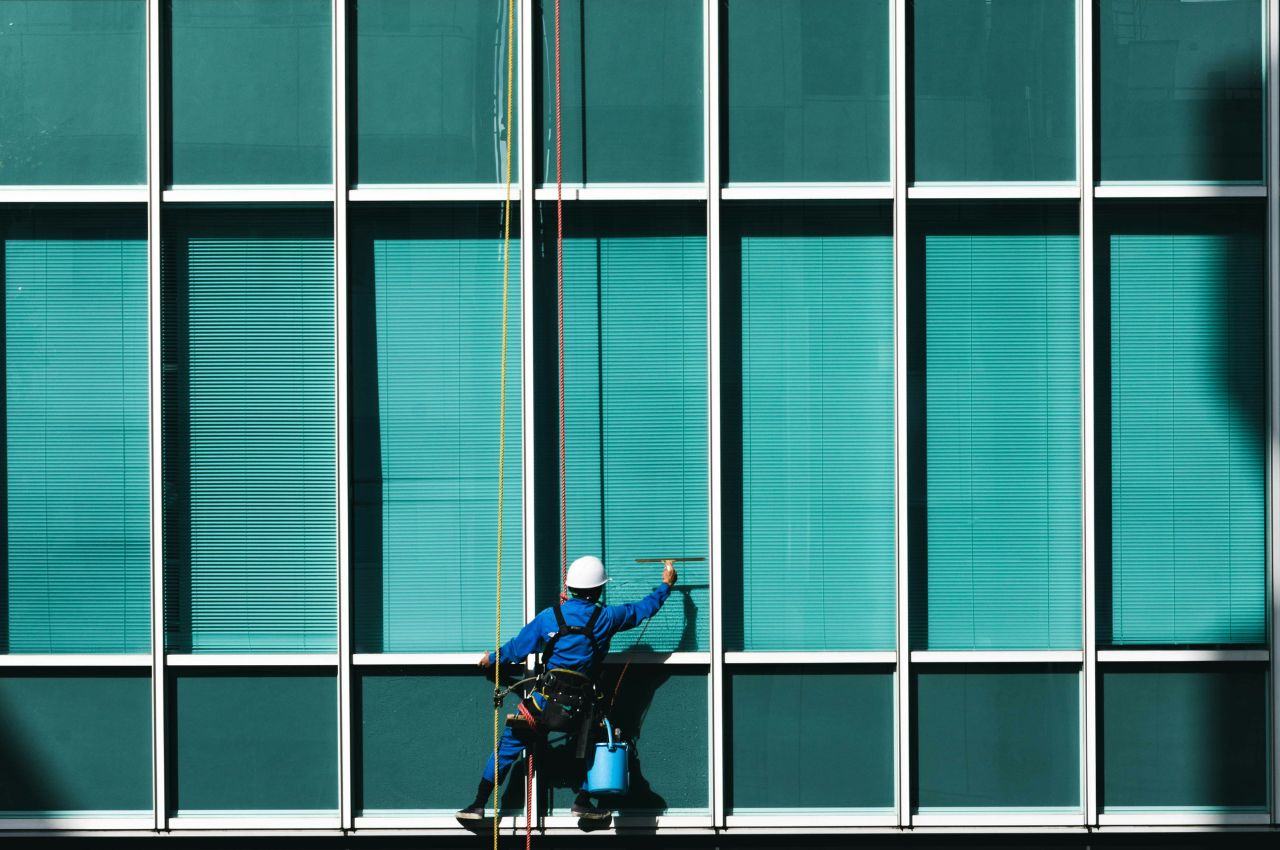 Commercial cleaning services in Dubai | Ace Maintenance