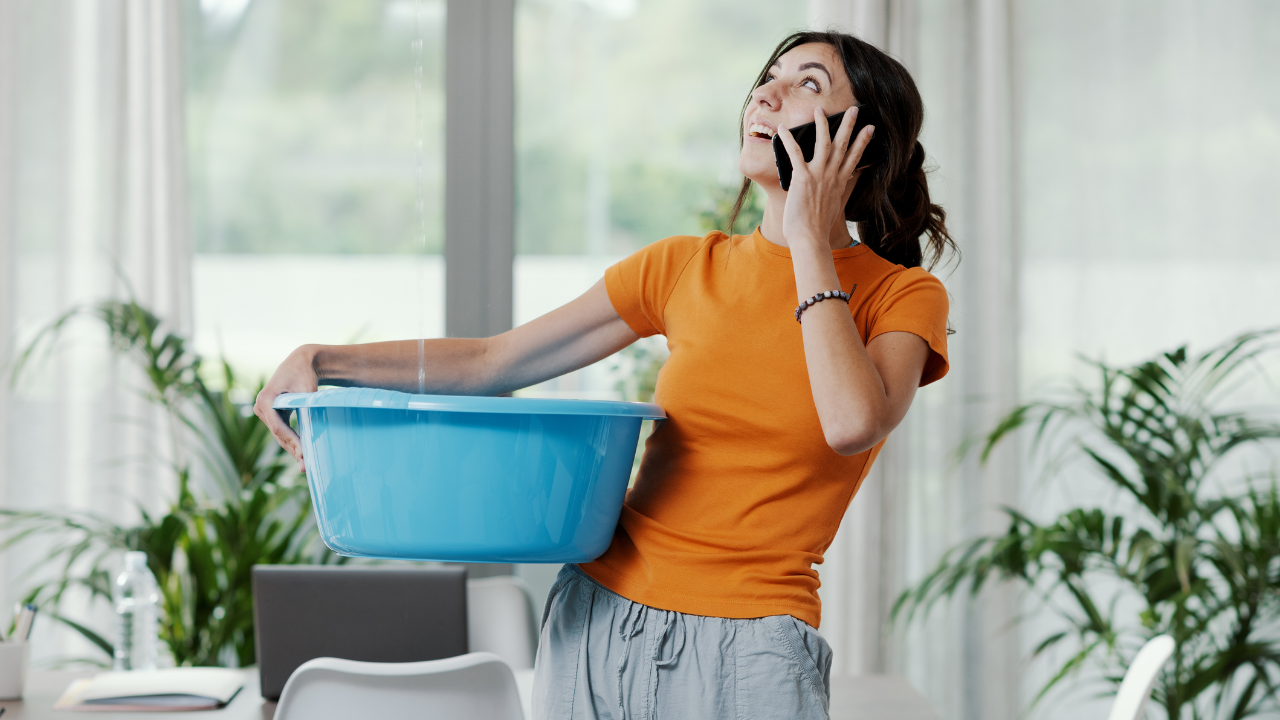 Avoid Costly Water Damage- 8 Critical Pipe Leak Warning Signs Every Homeowner Must Know